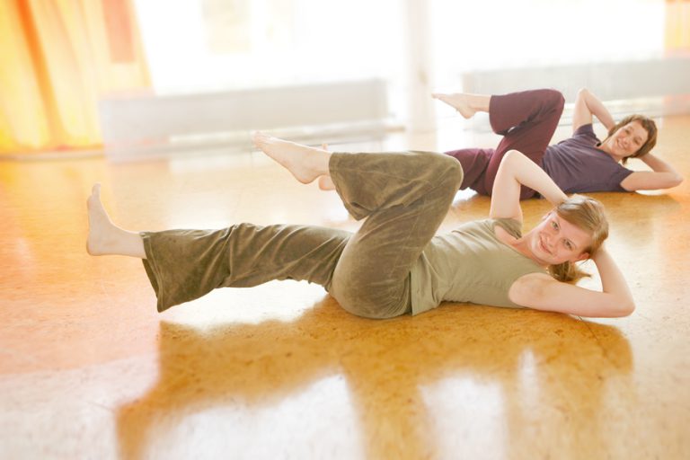 Pilates & Körperarbeit bei TANZ IM LADEN
